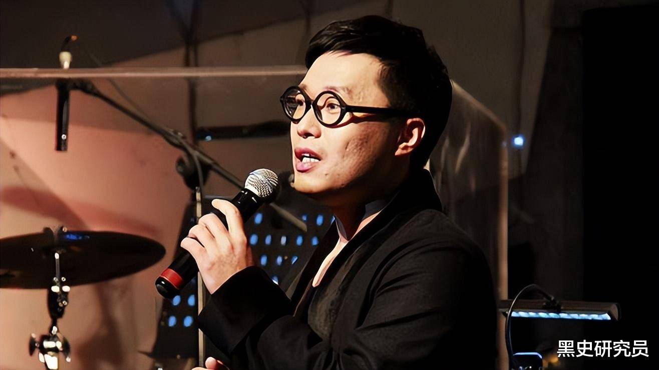 一首歌赚一辈子,杨臣刚年赚1.7亿,竟然排在他后面!_搜狐网