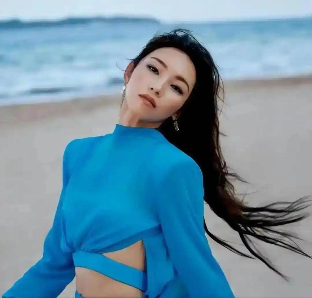 事件发生后，他的堂兄科钦夫怀疑他。事件发生
