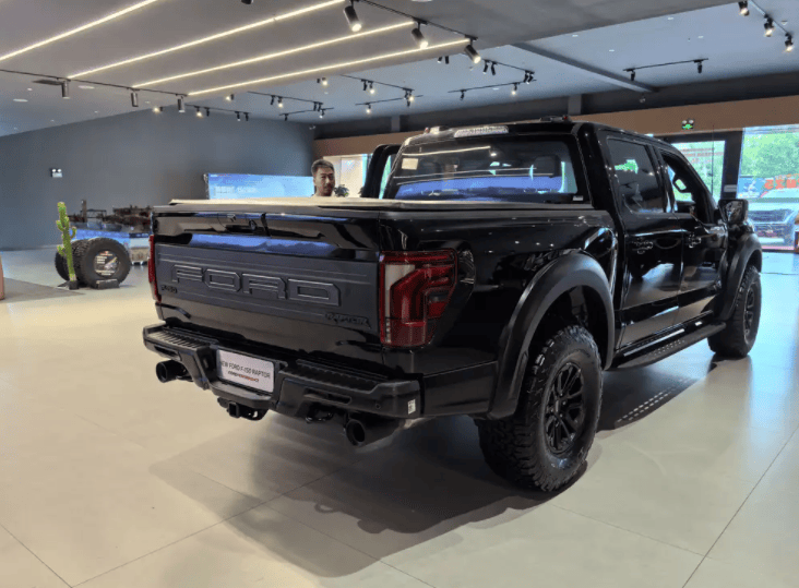 新款福特F-150猛禽正式上市！外观升级，售价82.88万元