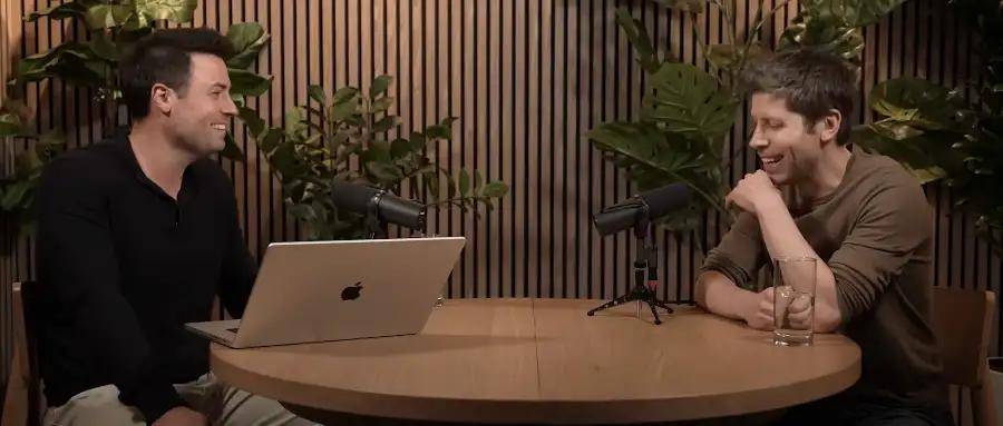 OpenAI CEO深度访谈：吐槽Meta报价1亿美金挖墙角，透露要造“AI伴侣”、建太阳能数据中心