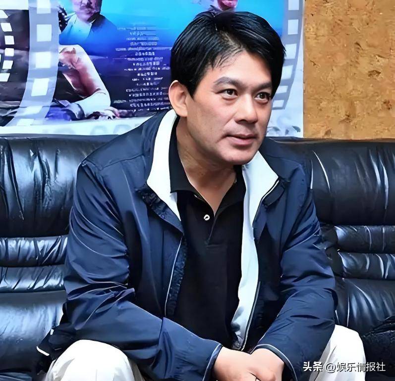 普京小女儿罕见亮相__眼空蓄泪泪空垂