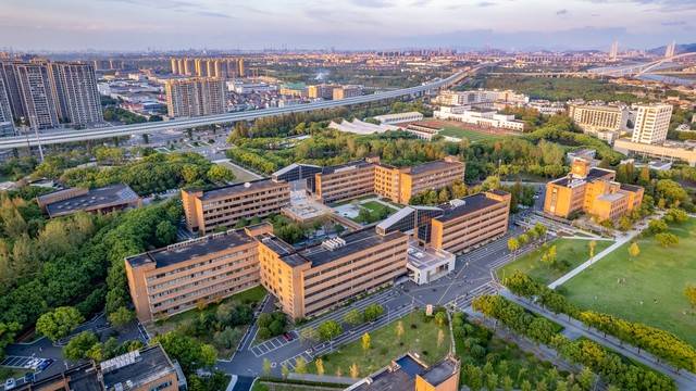 非双一流大学排名2025_扬州大学全国排名_扬州大学排名