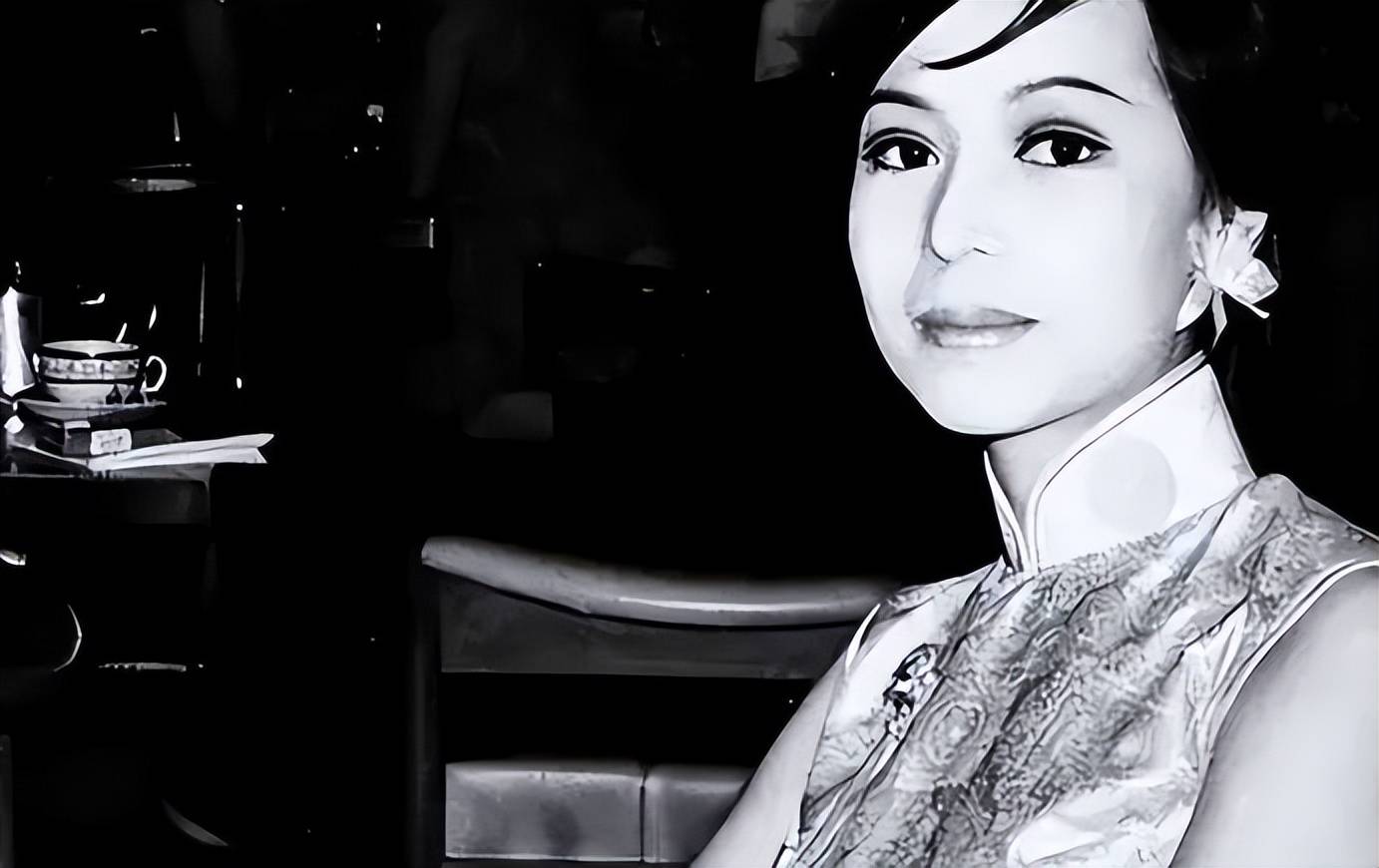 艳星转行当间谍,征服1000多个男人却退圈造卫星,不爱豪门爱祖国