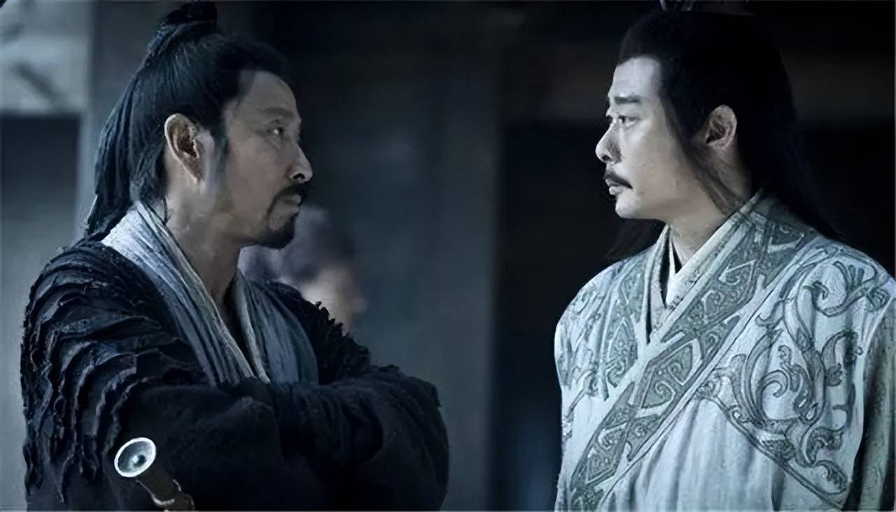 张良暗中较劲,死前才发现,小聪明终究不敌大智慧