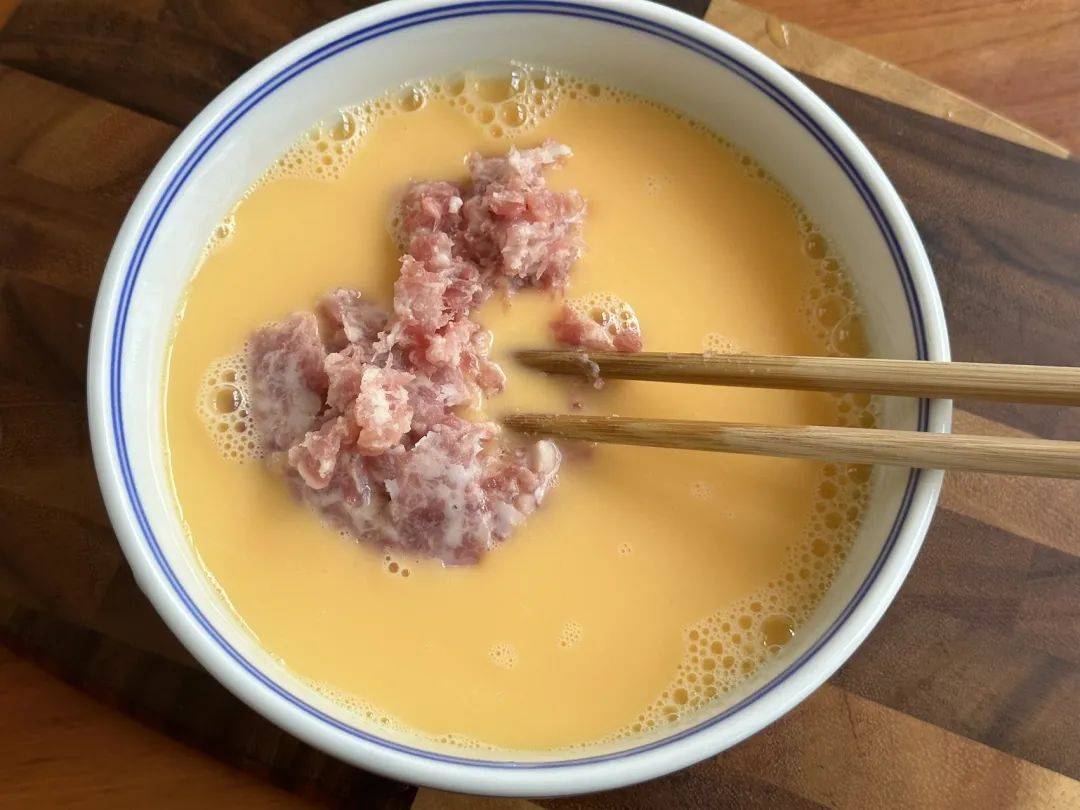 糯米蒸鱼的做法窍门_爱吃劲嚼蒸大鱼糯饭怎么回事_