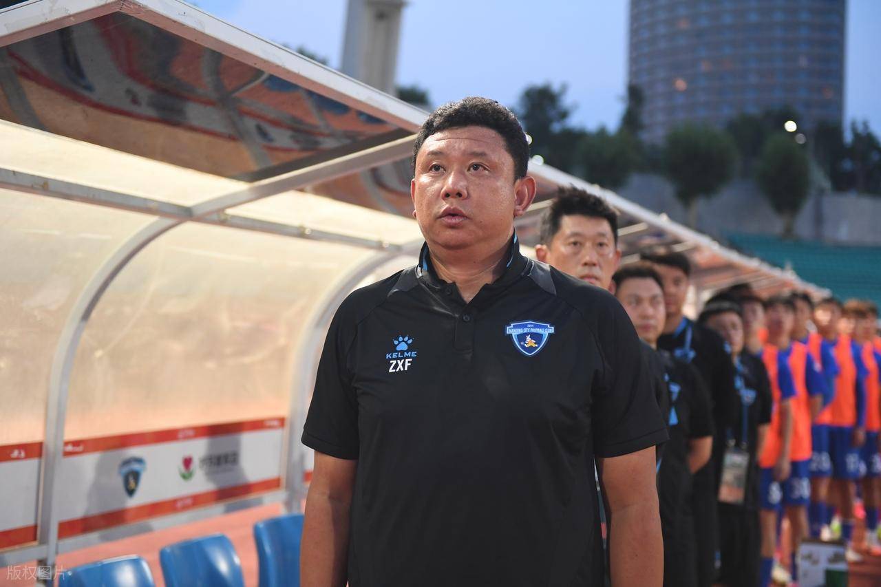 1-1，26岁上海海港队旧将绝平救主，延边龙鼎逼平南京城市