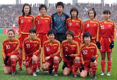 东亚杯女足四强赛：日本女足与中国台北女足的实力对决
