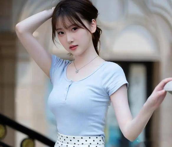 女人地位不保？日本仿生“美女机器人”引热议，内部构造太逼真