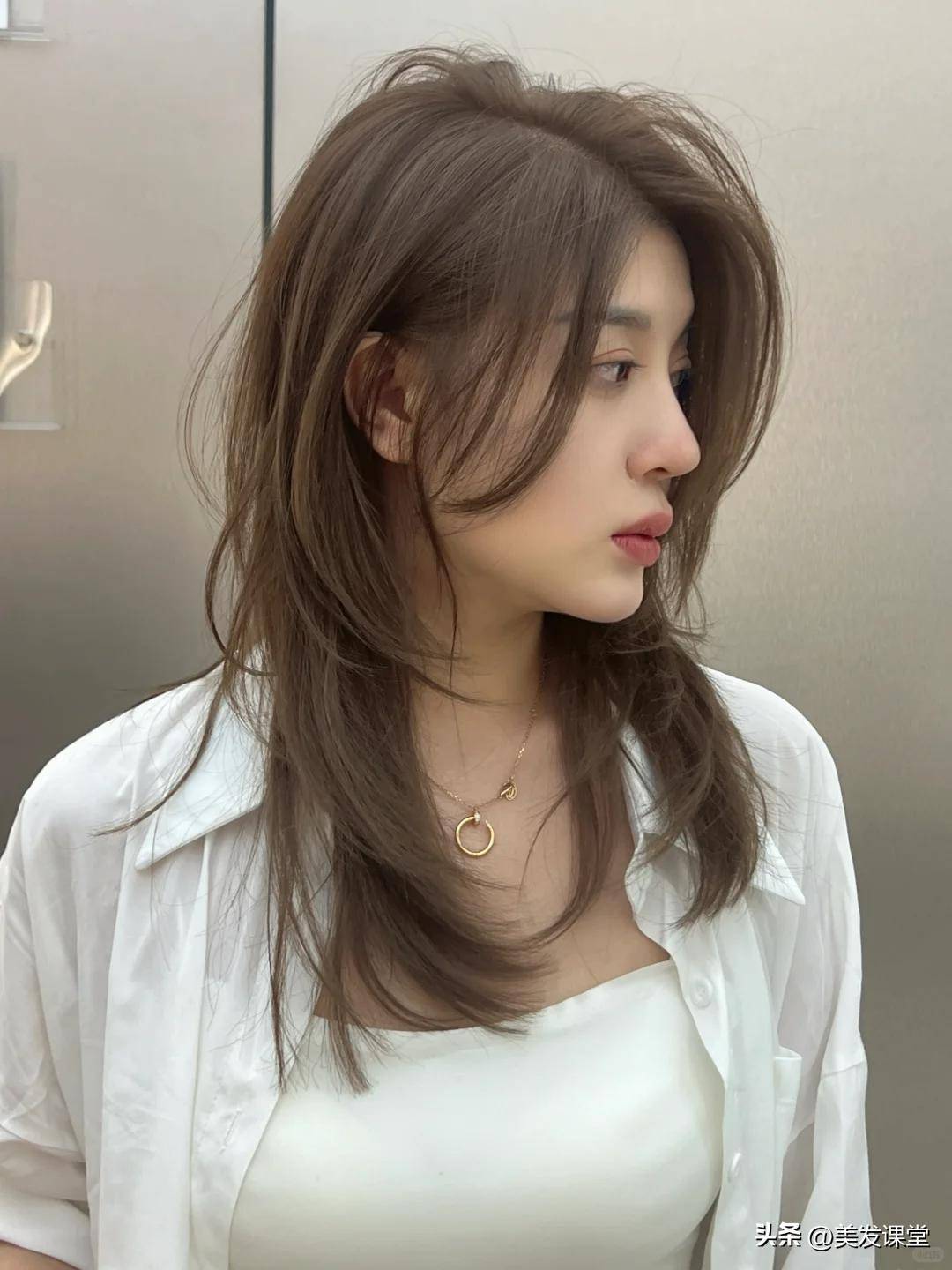 这几款爆好看的长发造型剪完秒变氛围感美女轻松打理尽显魅力