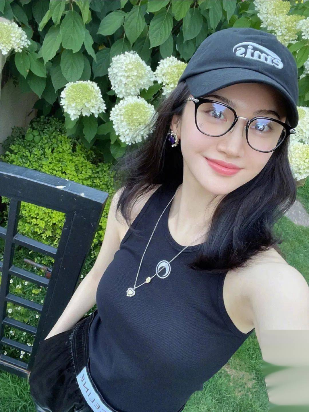 陈思诚戳景甜伤疤?影片彩蛋内涵张继科恋情,女方私密照遭威胁!
