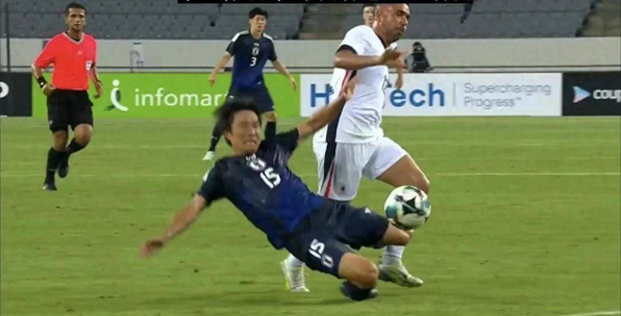 东亚杯日本5:0大胜中国香港，国足避免垫底命运