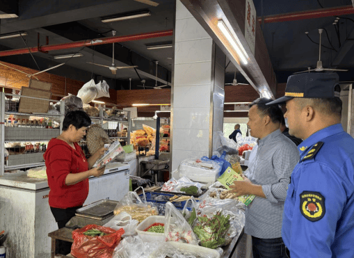 让分类扎根集市 以洁净扮靓市场(图2)