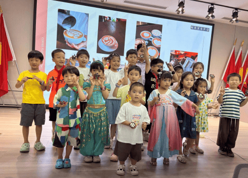 “圾”不可失趣学分类 杭州盈丰开展多种垃圾分类宣传(图1)