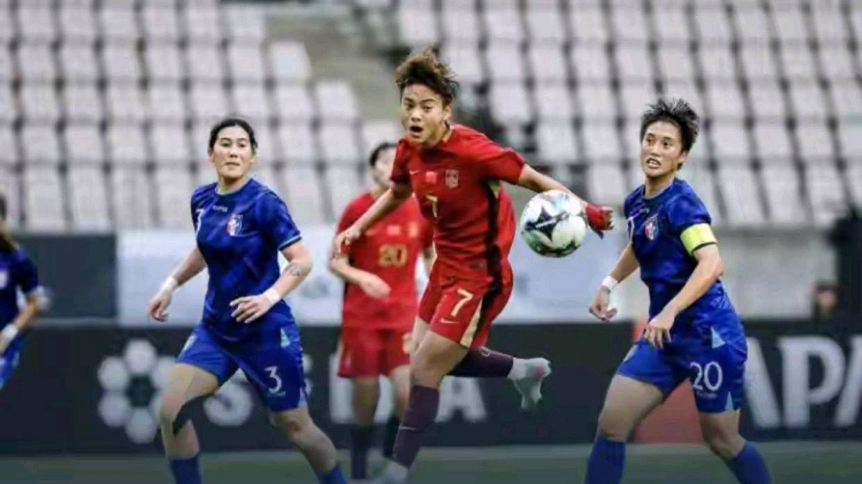 女足东亚杯激战：日本与韩国1-1握手言和，末轮决战在即