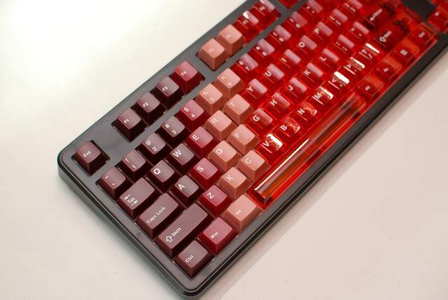 黑爵MK87三模无线机械键盘深度评测:续航怪兽与客制化艺术的碰撞