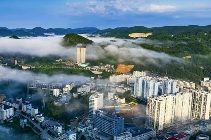 野三关一位老干部掏心窝谈变化:这些年,野三关政府真的不容易,感慨万千_康养_避暑_发展