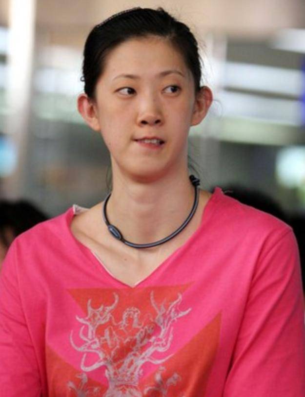 女排名将薛明:运动生涯有遗憾,离婚多年38岁仍单身