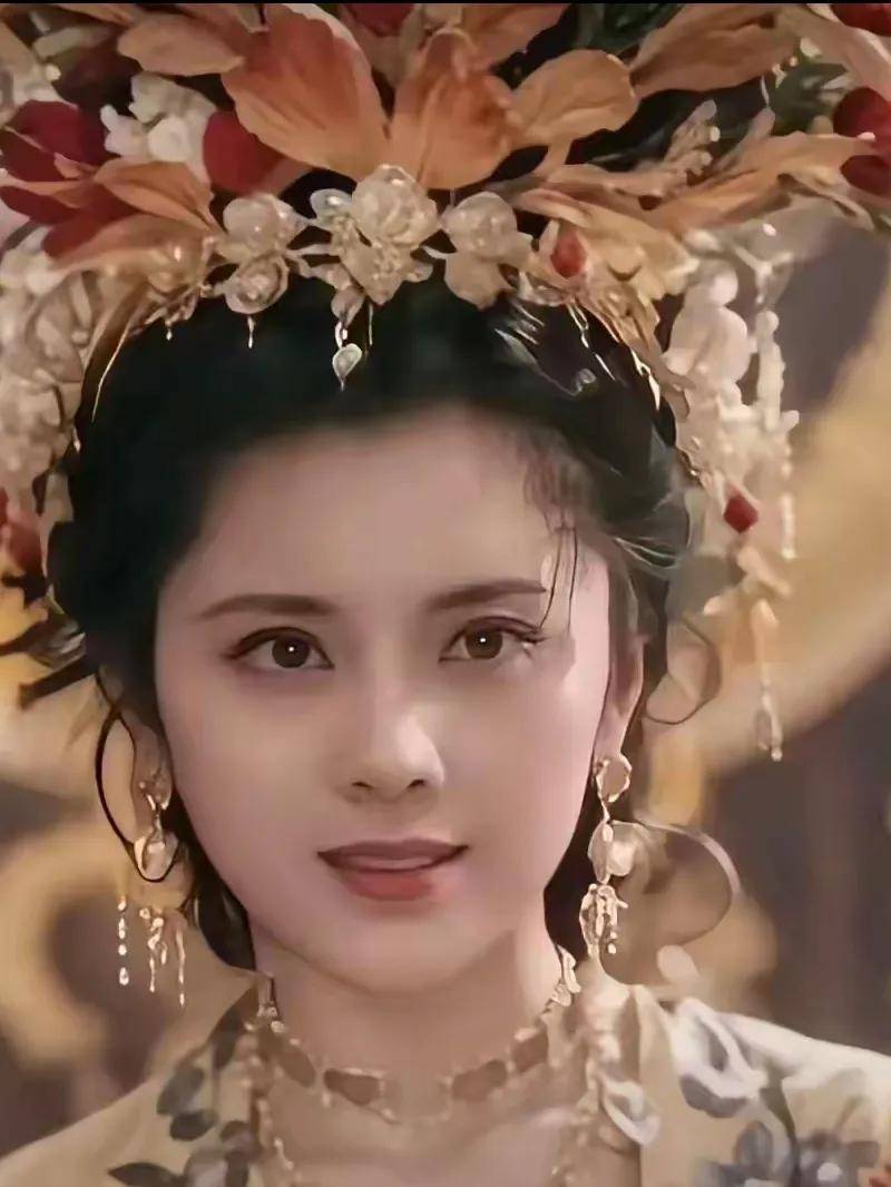 女儿国王朱琳一瞥惊艳,倾城美貌,震撼整个西游