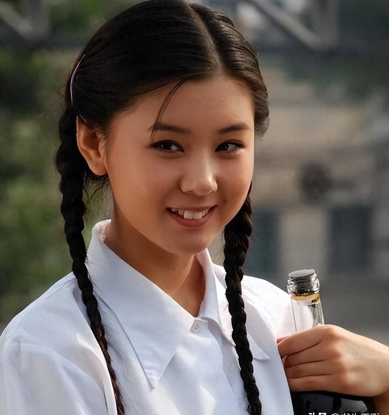 她是最干净女星近40岁依旧少女出道20年不接吻戏