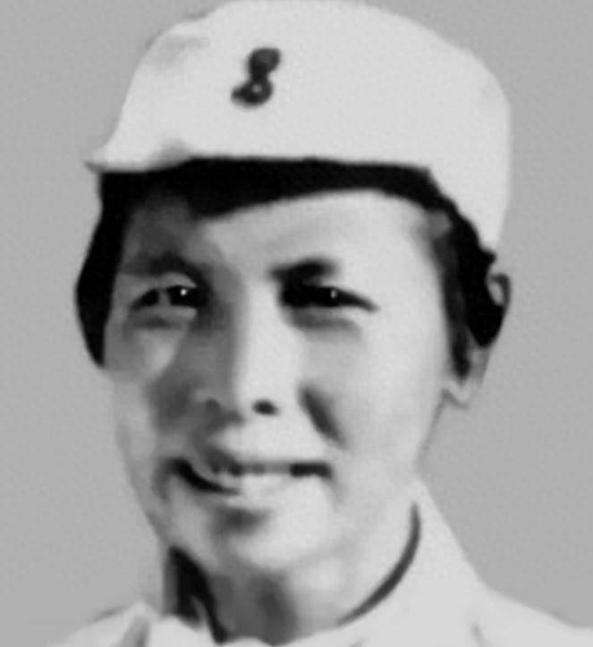 一生低调的开国元帅夫人,她的女儿是第一位女中将,女婿是上将