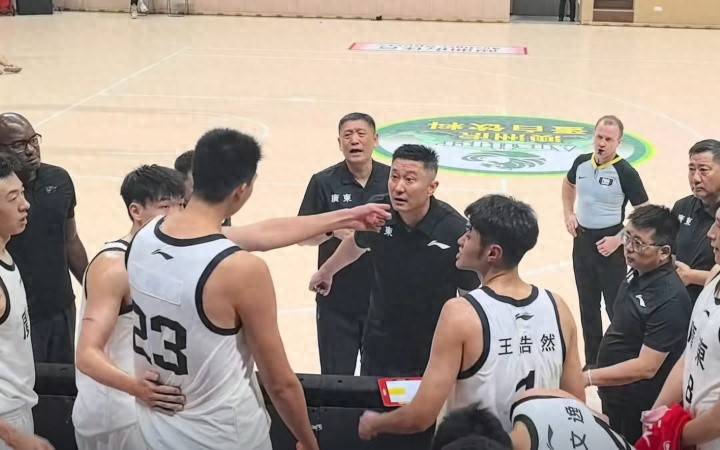 徐昕对杜锋“翻脸”，赛后再不低头，后果非常严重？