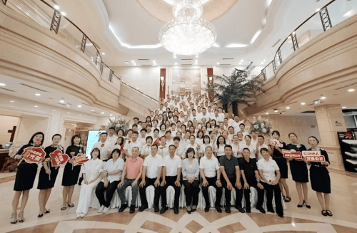 辽阳市小微企业商会志愿服务委员会“爱辽阳,益起来”启动仪式(图1) 辽阳市小微企业商会志愿服务委员会“爱辽阳,益起来”启动仪式(图1)