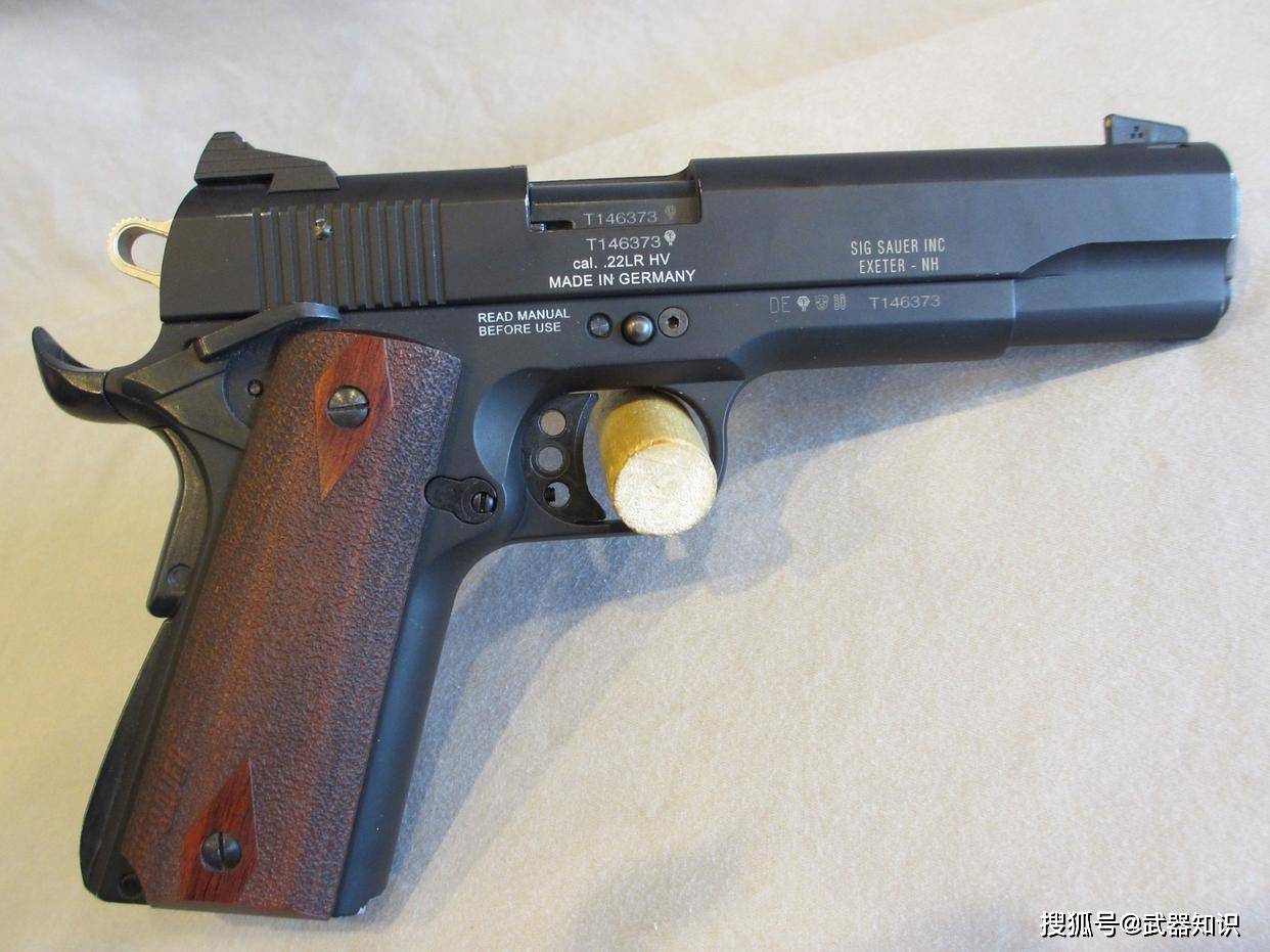 西格绍尔1911半自动 外形完全复刻经典 点22口径适合新手打靶
