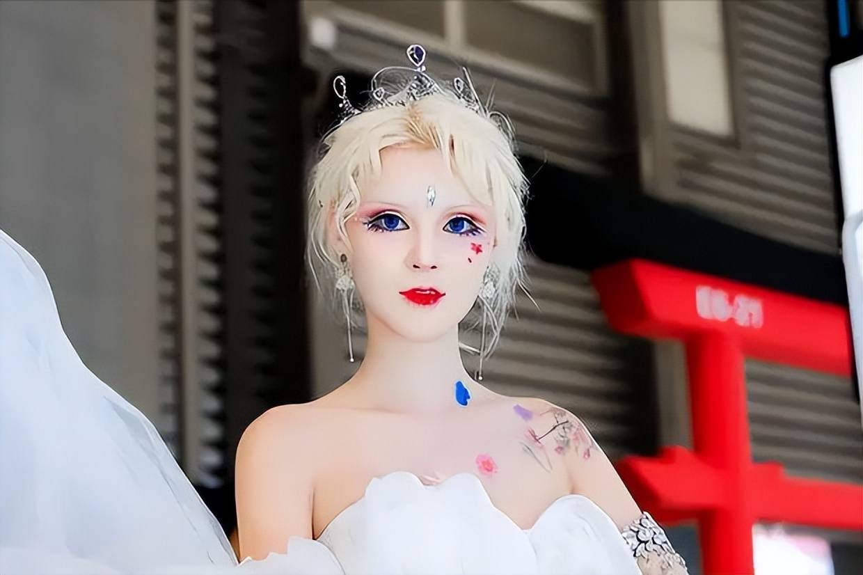 面部动108刀,吃饭不敢张嘴,还声称没有整容,迪丽拉还有救吗