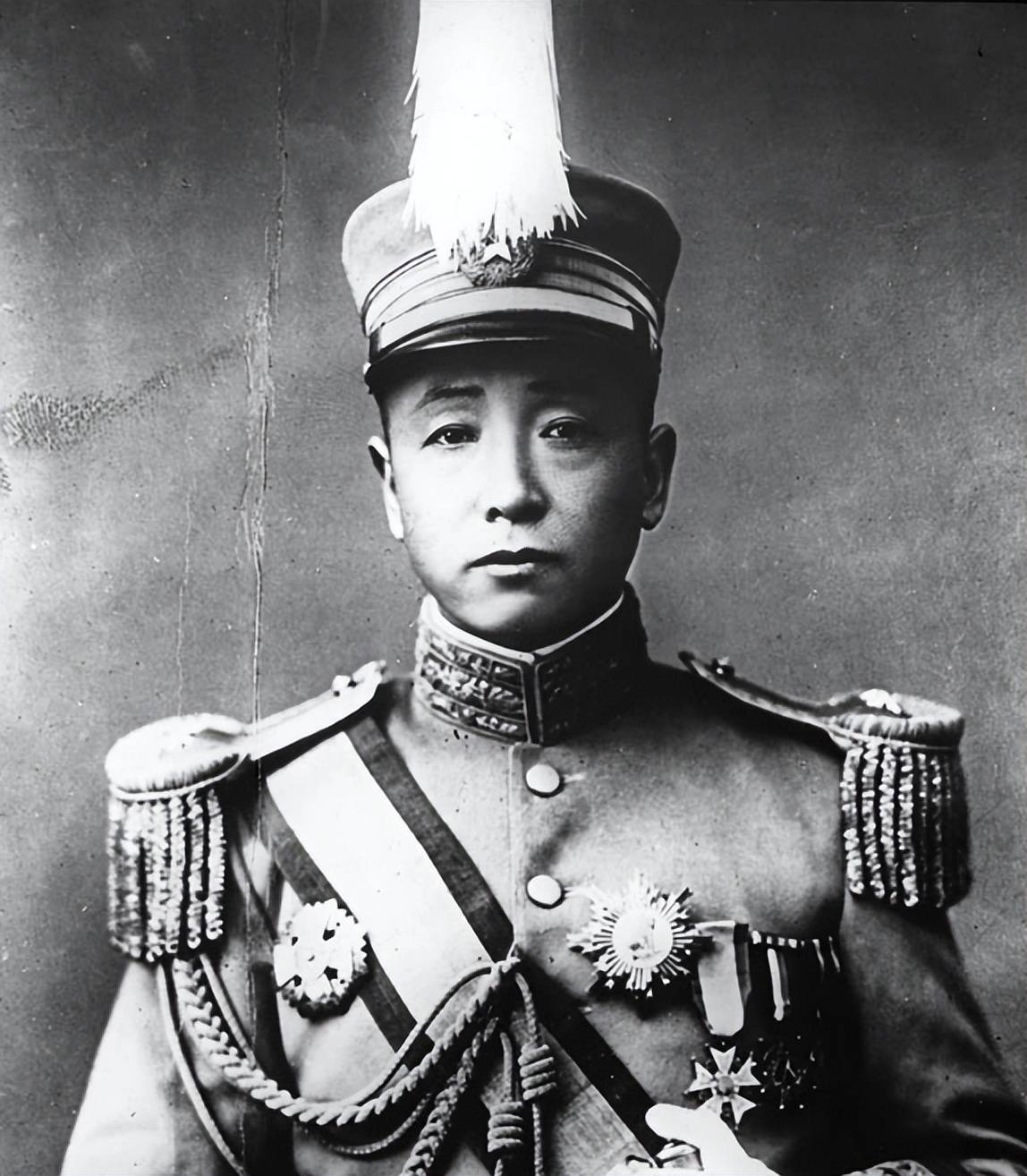 东北王张作霖墓地:破败寒酸,张学良至死没来祭拜,令他抱憾终身