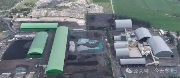 朔州应县曹家娘村两家煤场污染严重:附近农田已经被煤灰污染(图2)