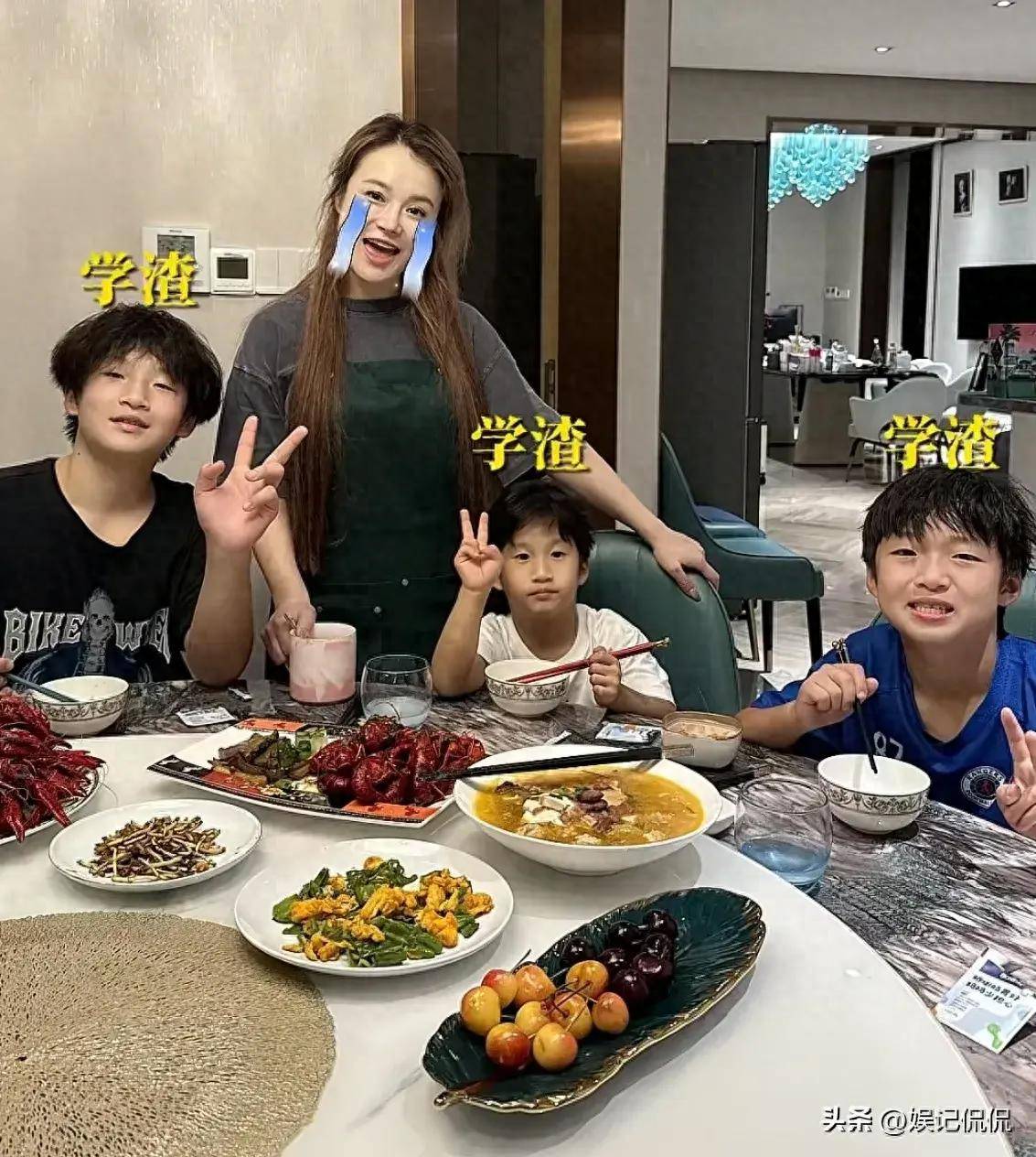 冉莹颖自曝大瓜3个儿子都是学渣全班倒数本人北大毕业很受挫