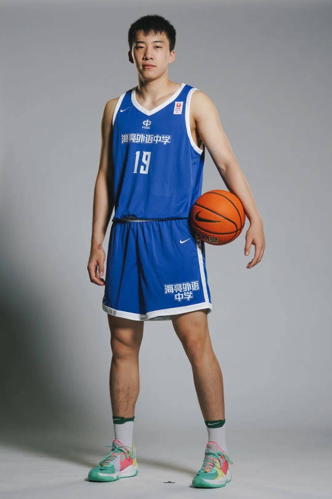 中国男篮新星王俊杰和海亮的同频共振