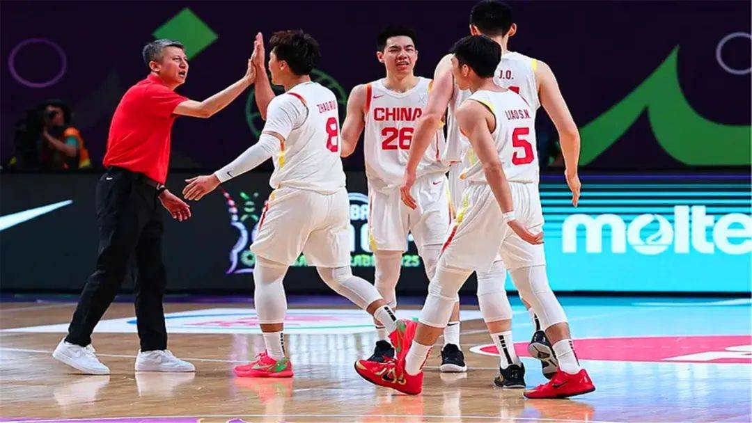 中国男篮大战澳大利亚男篮！郭士强启用神兵，做好两点能赢10分