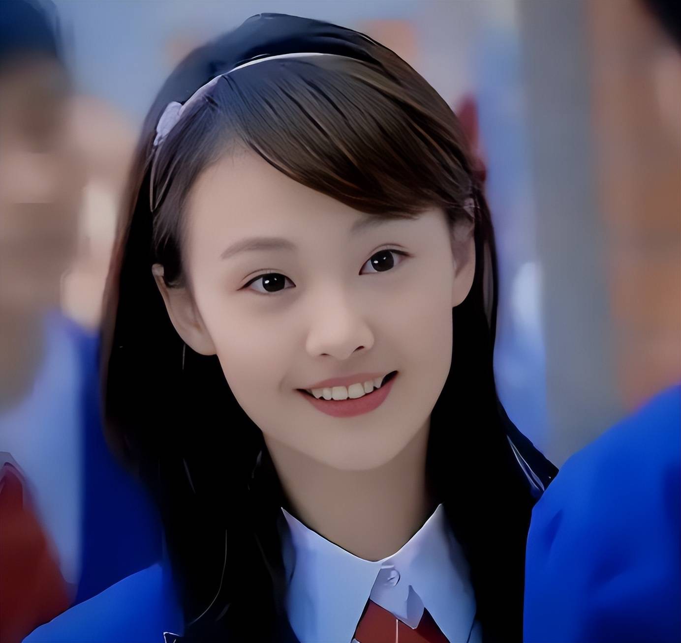 封杀只是冰山一角34岁郑爽突传消息想从美国回来可没那么简单