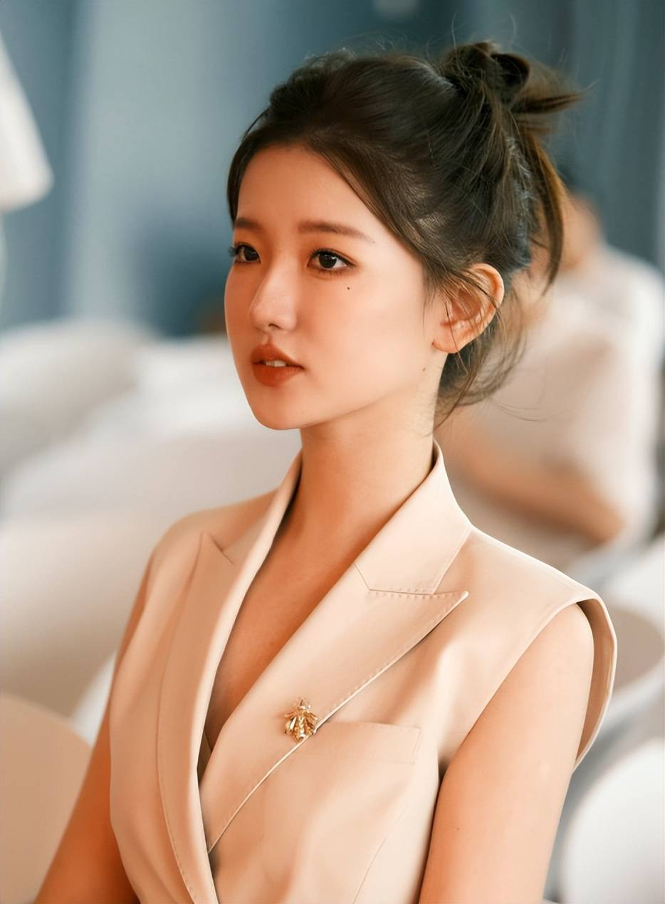 成也董明珠,败也董明珠?孟羽童野心显露后,才懂她俩是一类人