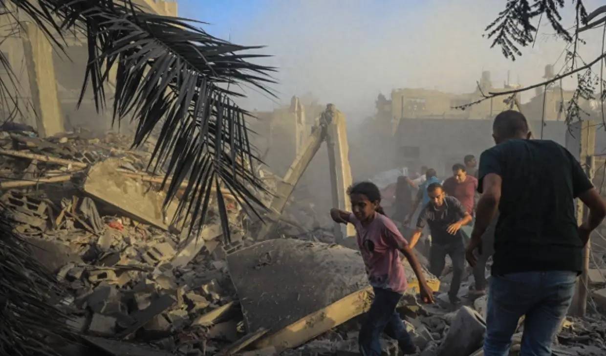 阿卜杜勒·阿提对这一情况表态非常直接:"埃及尊重和平协议,但若