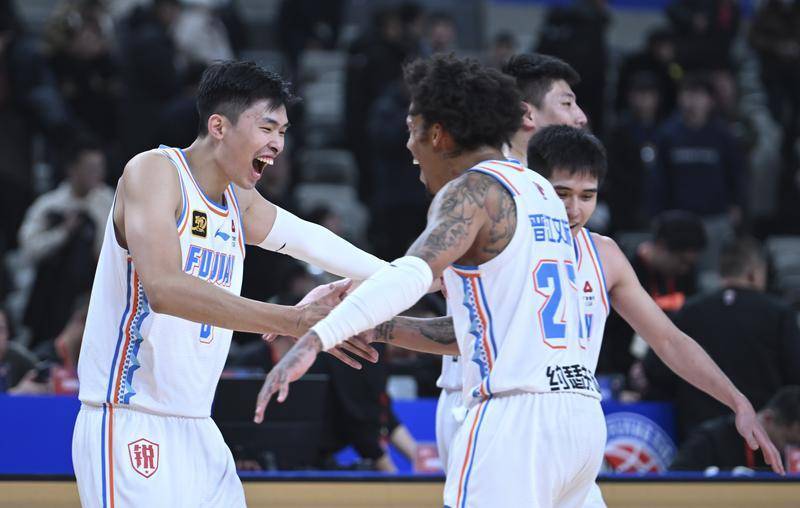 邹阳两年B类合同续约福建 2027年将获签顶薪资格
