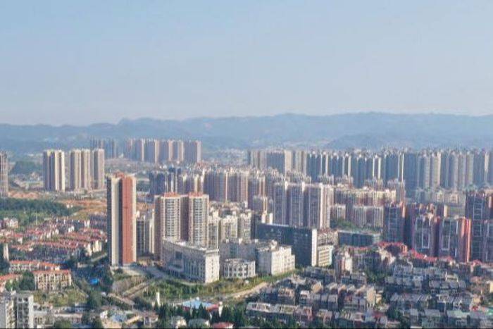 【2025数博会】已研发7个大模型！贵阳白云区积极推动行业大模型培育