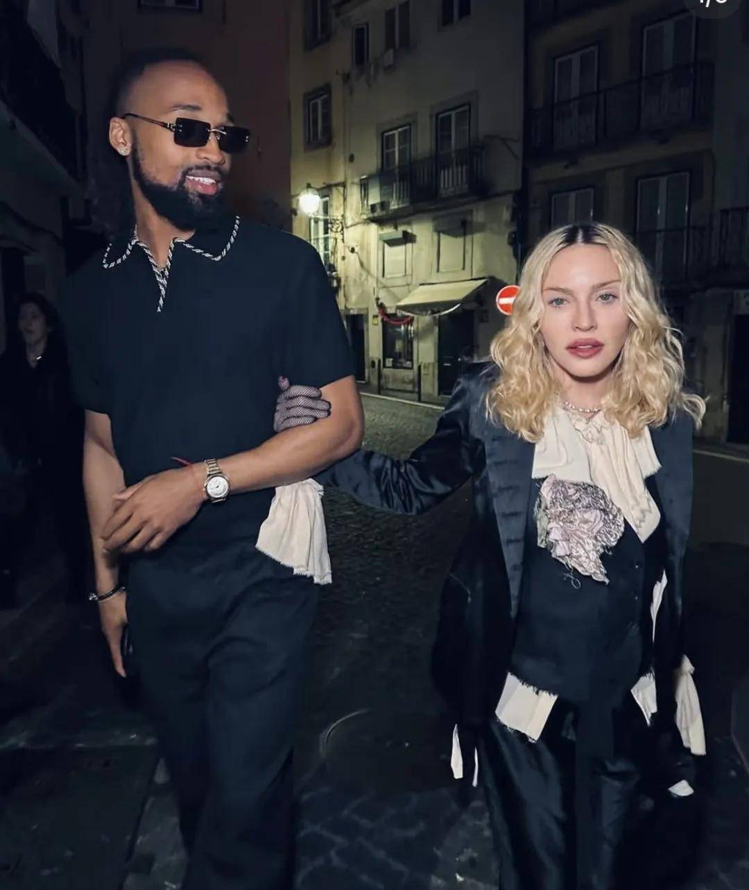 都被骗了!67岁的麦当娜,还不如咱广场舞大妈生猛