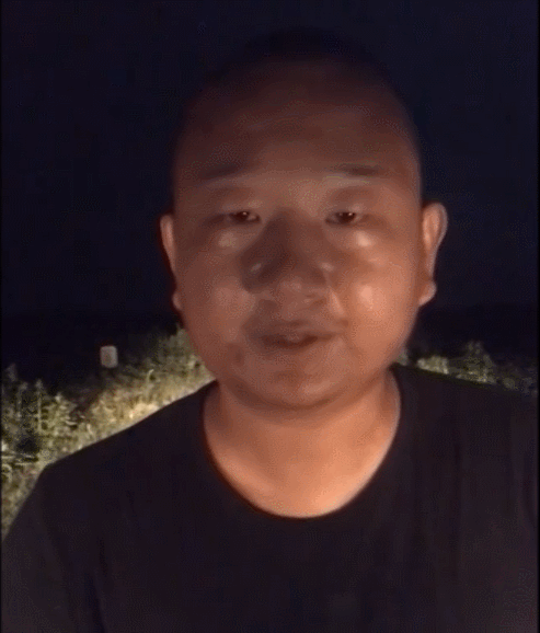 与郭老师不同,"giao哥"以一句"一给我里giao"的喊麦走红网