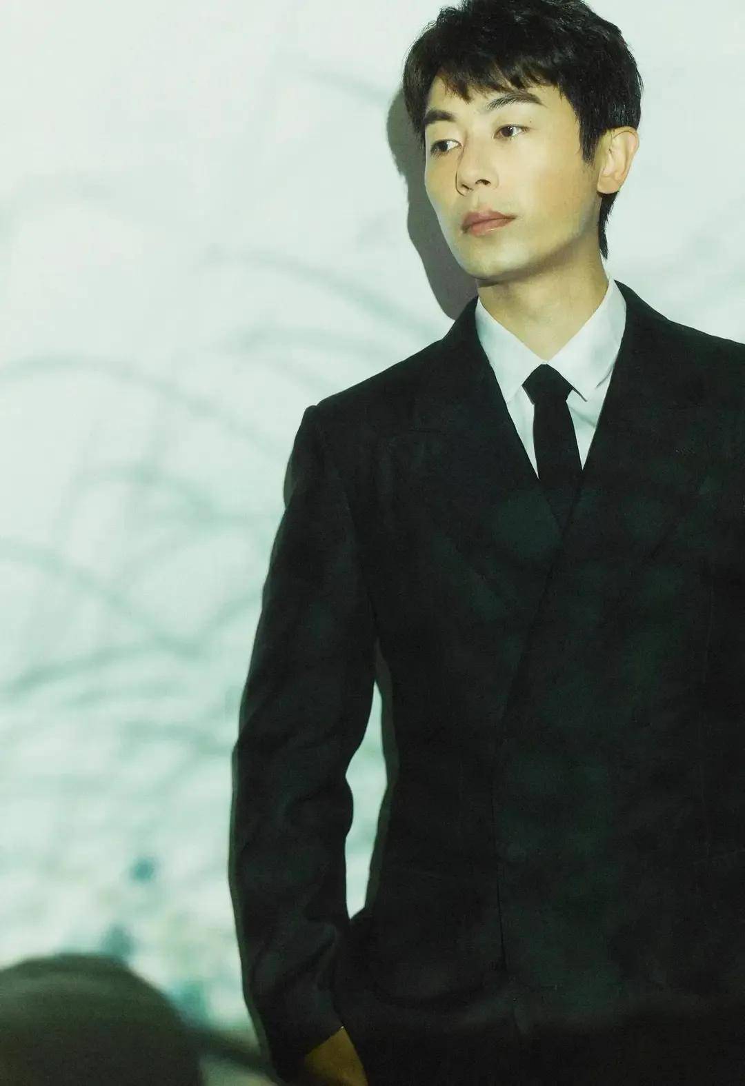 原创朱亚文结婚8年妻子不会做饭两个女儿却都成小棉袄甜蜜幸福