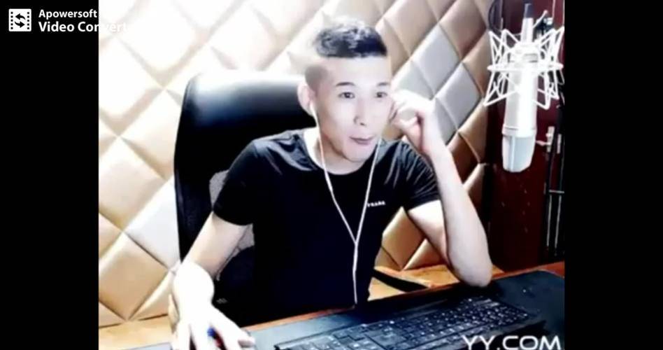 喊麦王1小时收入过万,曾被成功人士接走女友,隐隐有复出迹象