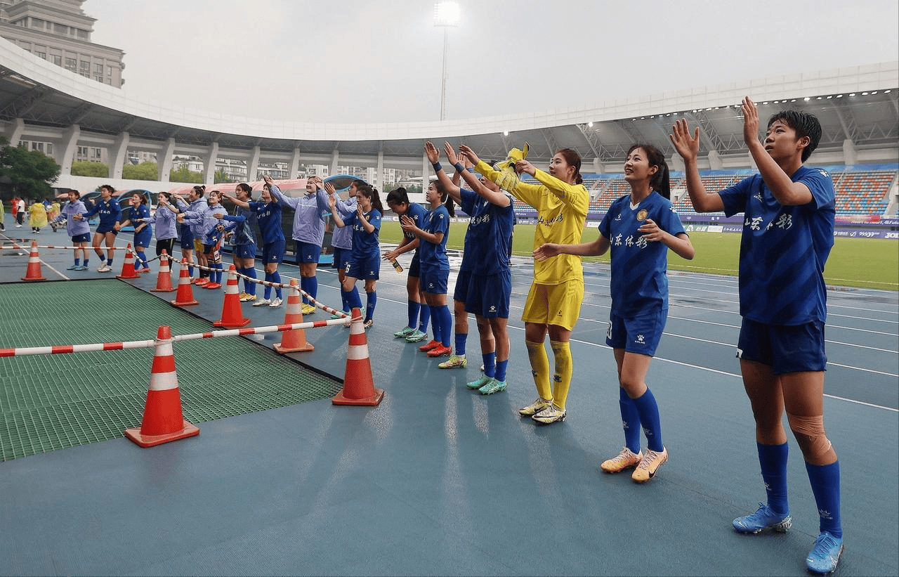 重罚66万!女超赛场全武行,足协重拳出击,官宣停赛最高1年