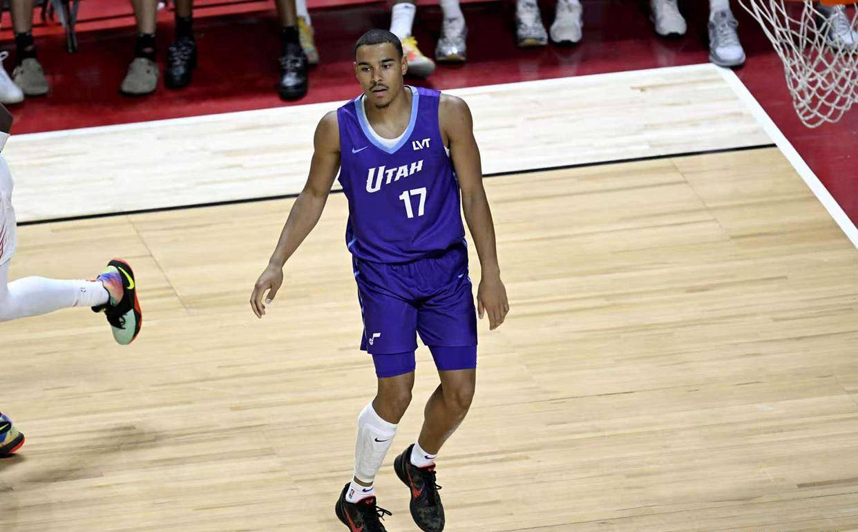 崔永熙重返NBA?骑士悍将受伤,四队角逐一人,爵士也有动作