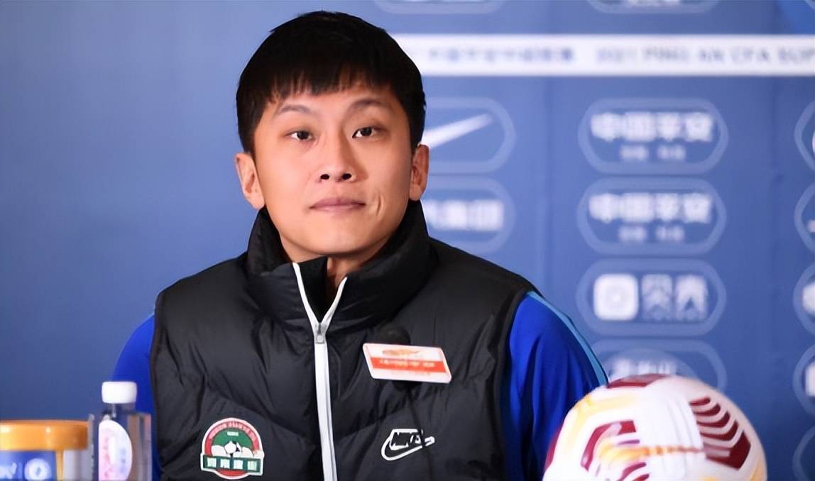 刘殿座在社媒晒出最新动态!跟韩鹏飞一起现身成都郊区,引发热议