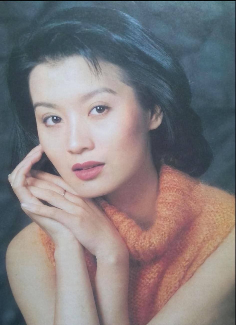 史兰芽婚恋史:三婚两离,五位前任,陈道明,巍子都在其中