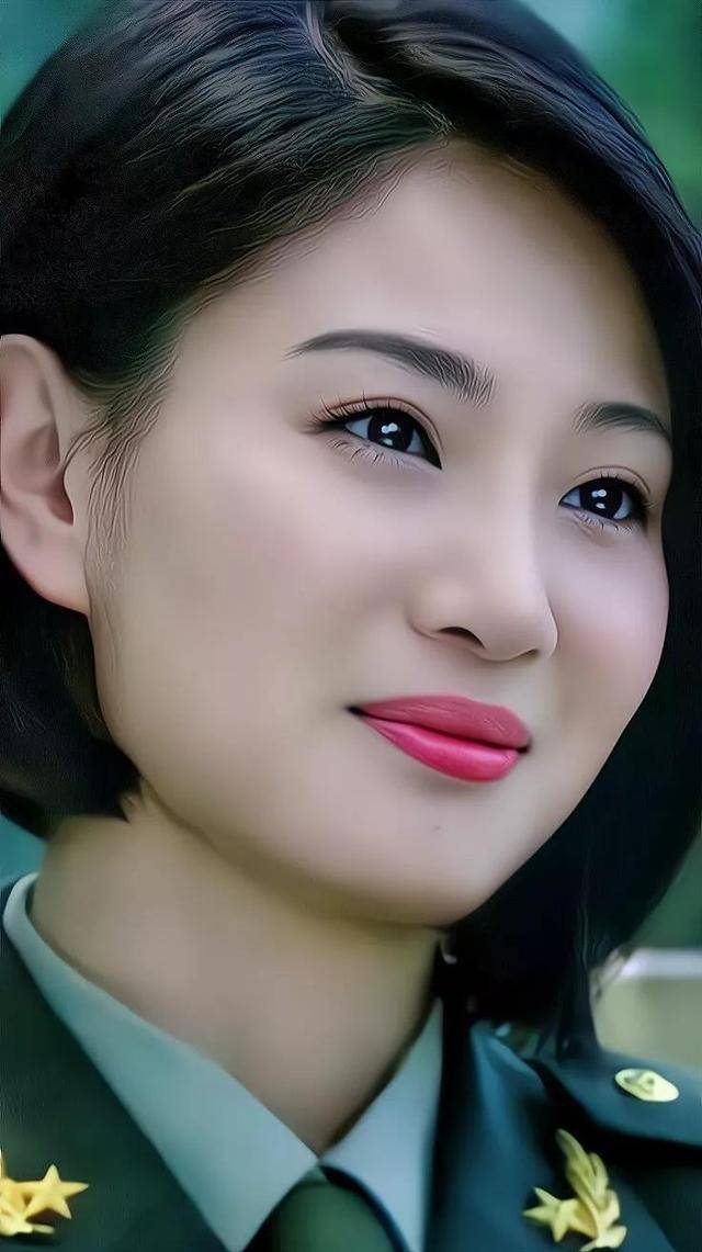 演员侯梦莎:因演"军花"走红,低调嫁同行老公,现在幸福平淡