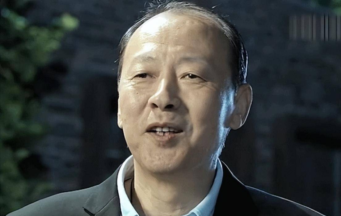 演员侯天来:感恩妻子照顾家庭,两个女儿已出嫁,现在没有烦心事