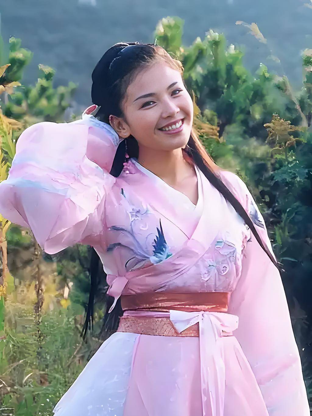 王珂也没想到,为自己还清亿万债务的刘涛,已走上了另一条上坡路