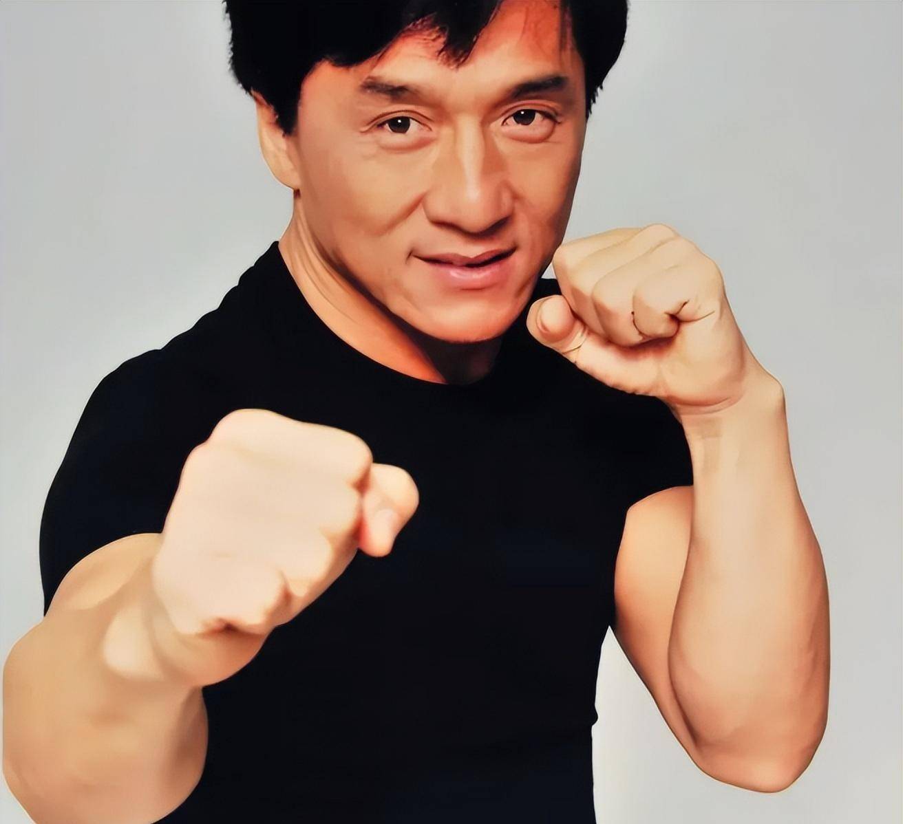 享受安静生活;然而对于成龙大哥而言,则是继续传承中国文化,探索电影